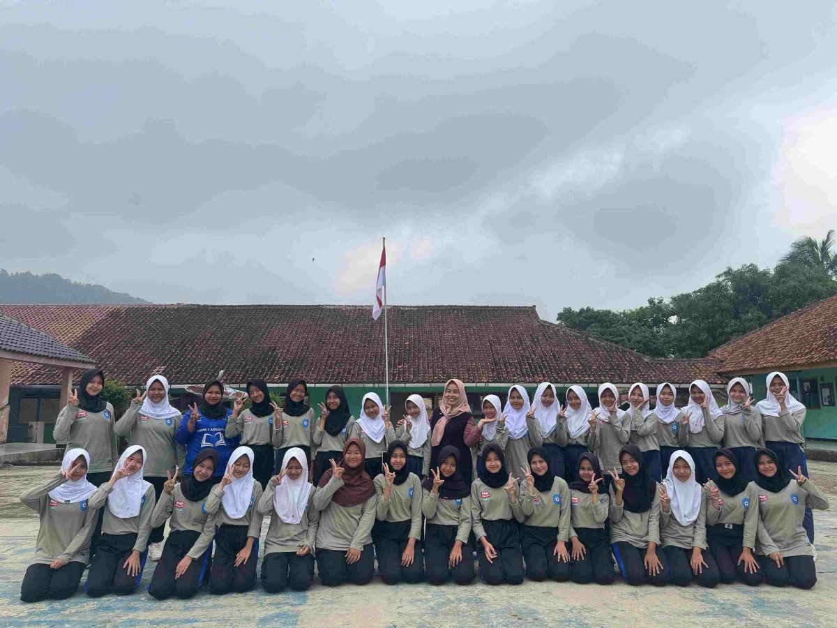 Ekstrakurikuler PMR (Palang Merah Remaja) SMPN 1 ARGAPURA